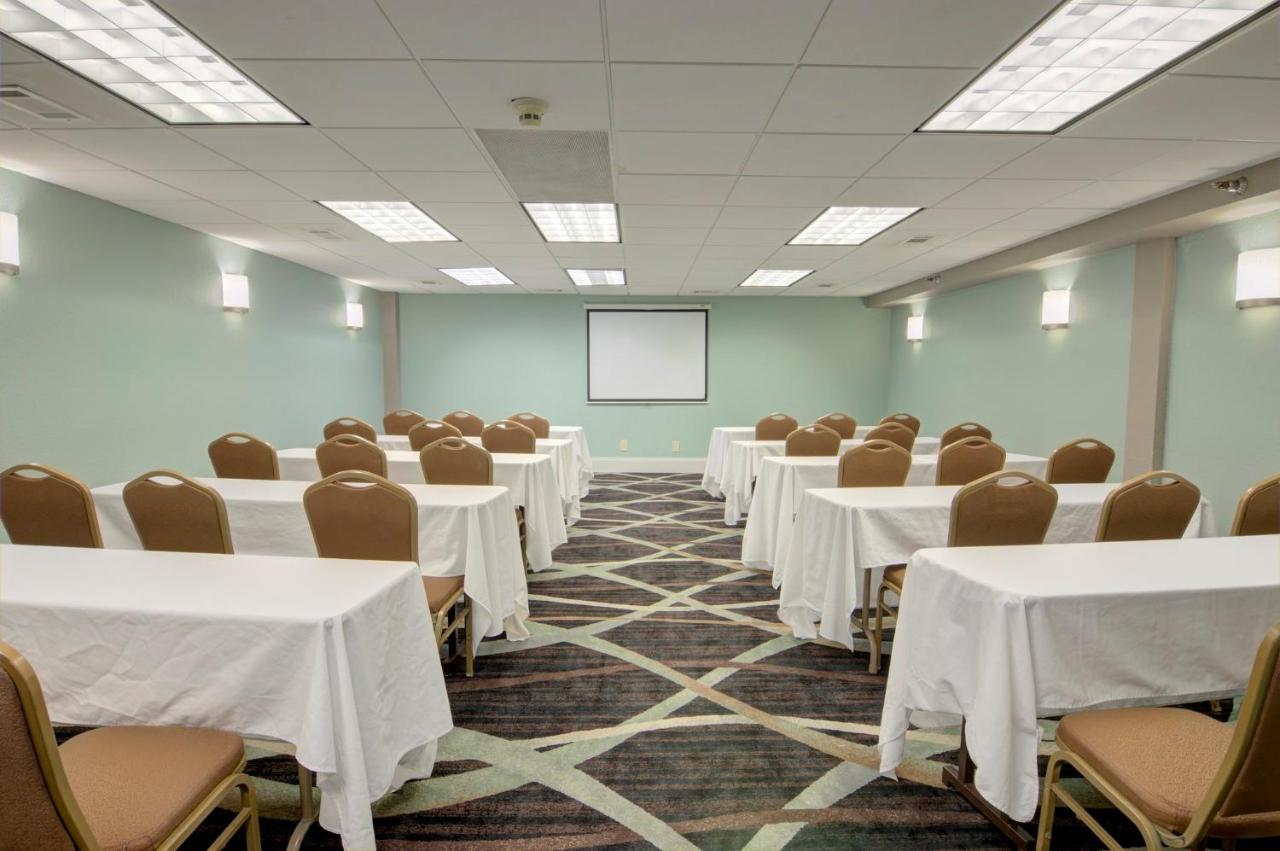 Holiday Inn St. Petersburg N - Clearwater, An Ihg Hotel Bagian luar foto