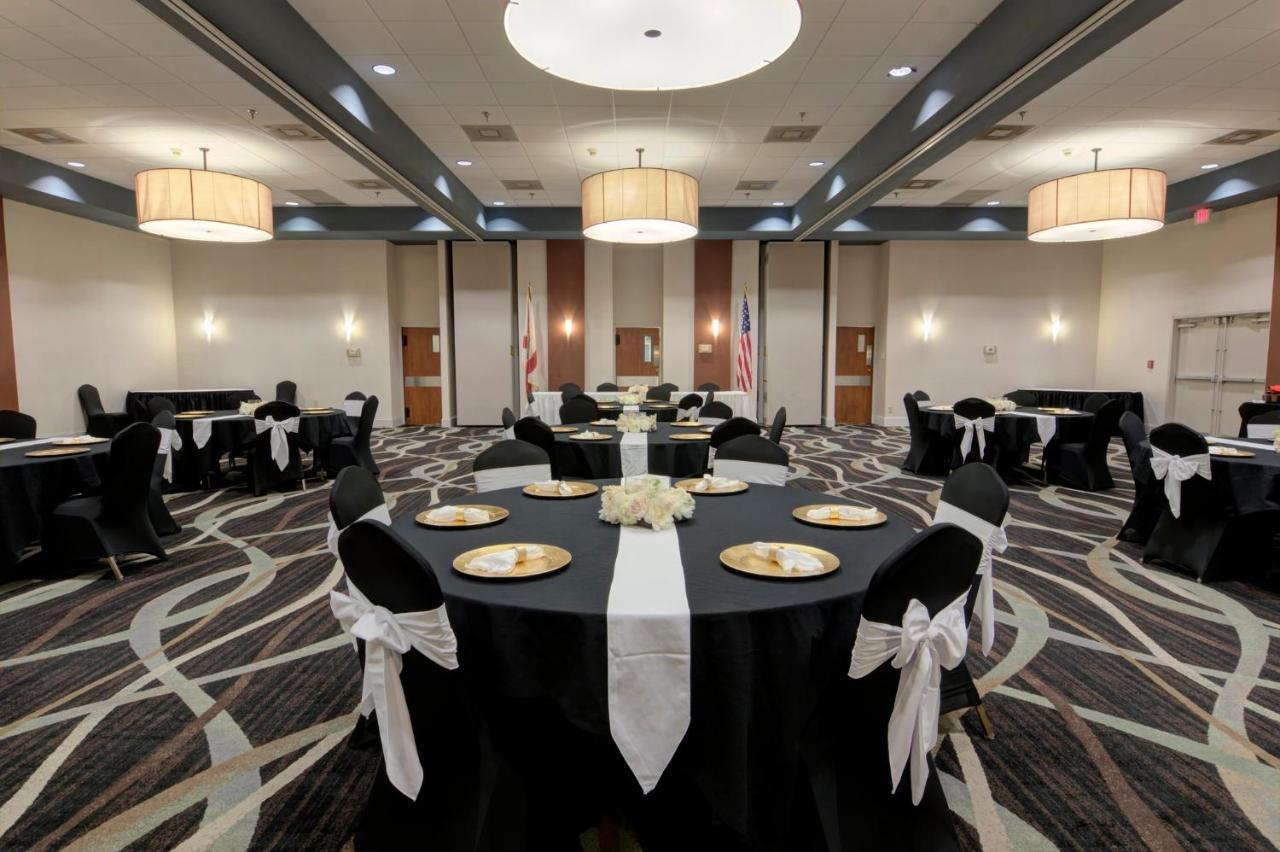 Holiday Inn St. Petersburg N - Clearwater, An Ihg Hotel Bagian luar foto