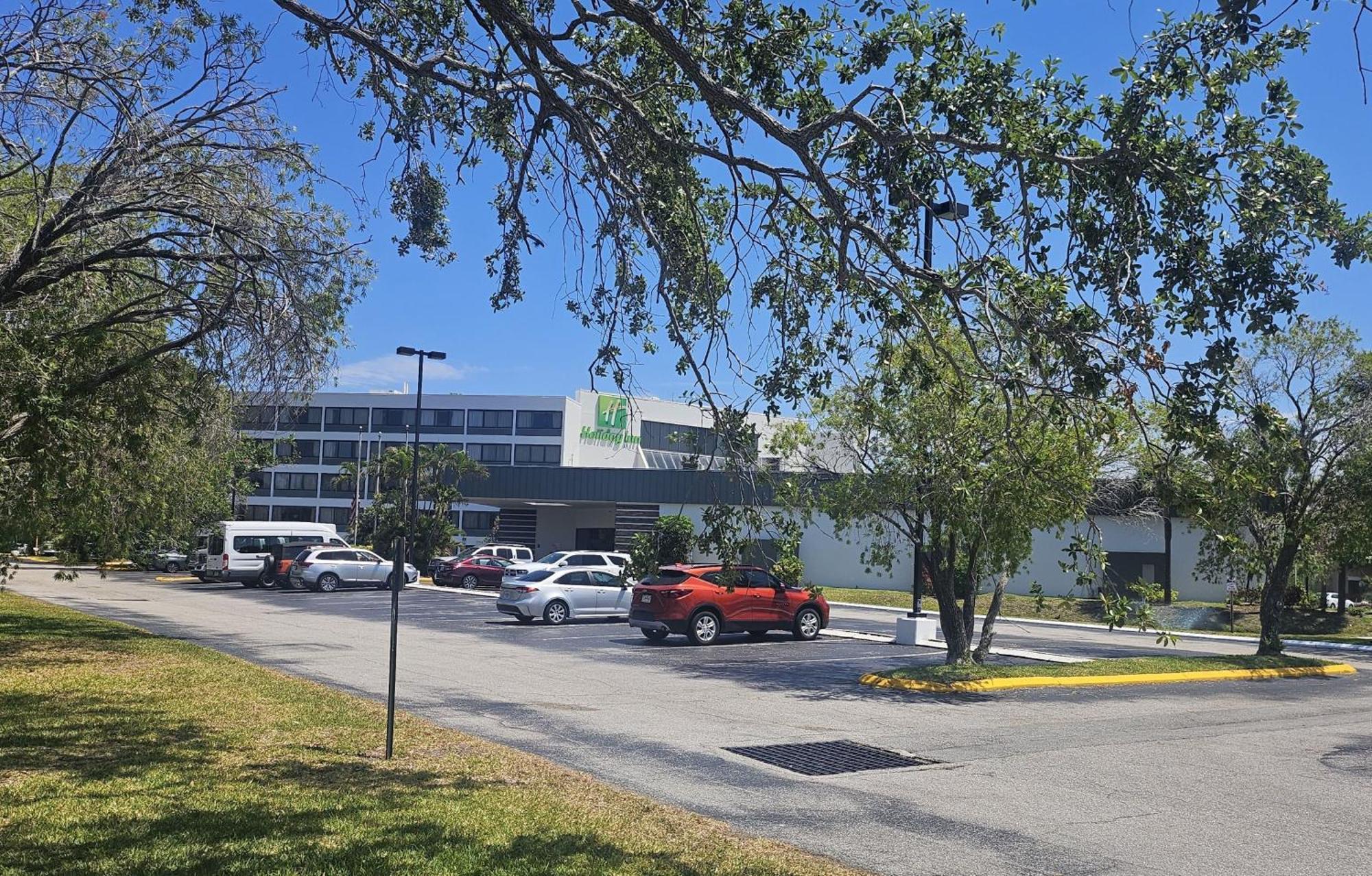 Holiday Inn St. Petersburg N - Clearwater, An Ihg Hotel Bagian luar foto